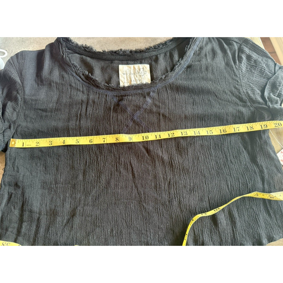 We The Free Women’s Short Sleeve Frayed Black Semi Sheer Shirt Top Oversized XS - Picture 11 of 13